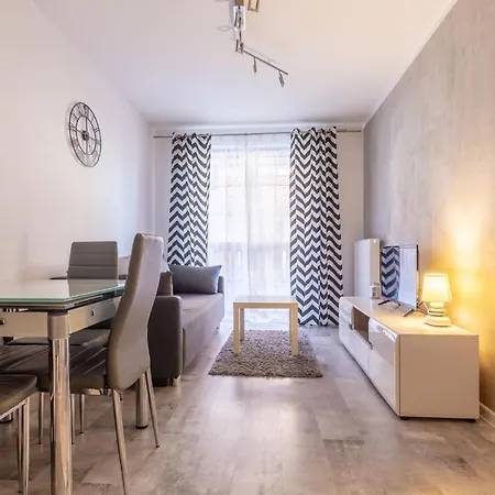 Apartament Rentplanet - Lesny Dom *