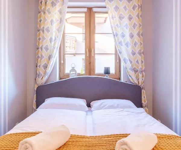 Rentplanet - Lesny Dom Lägenhet